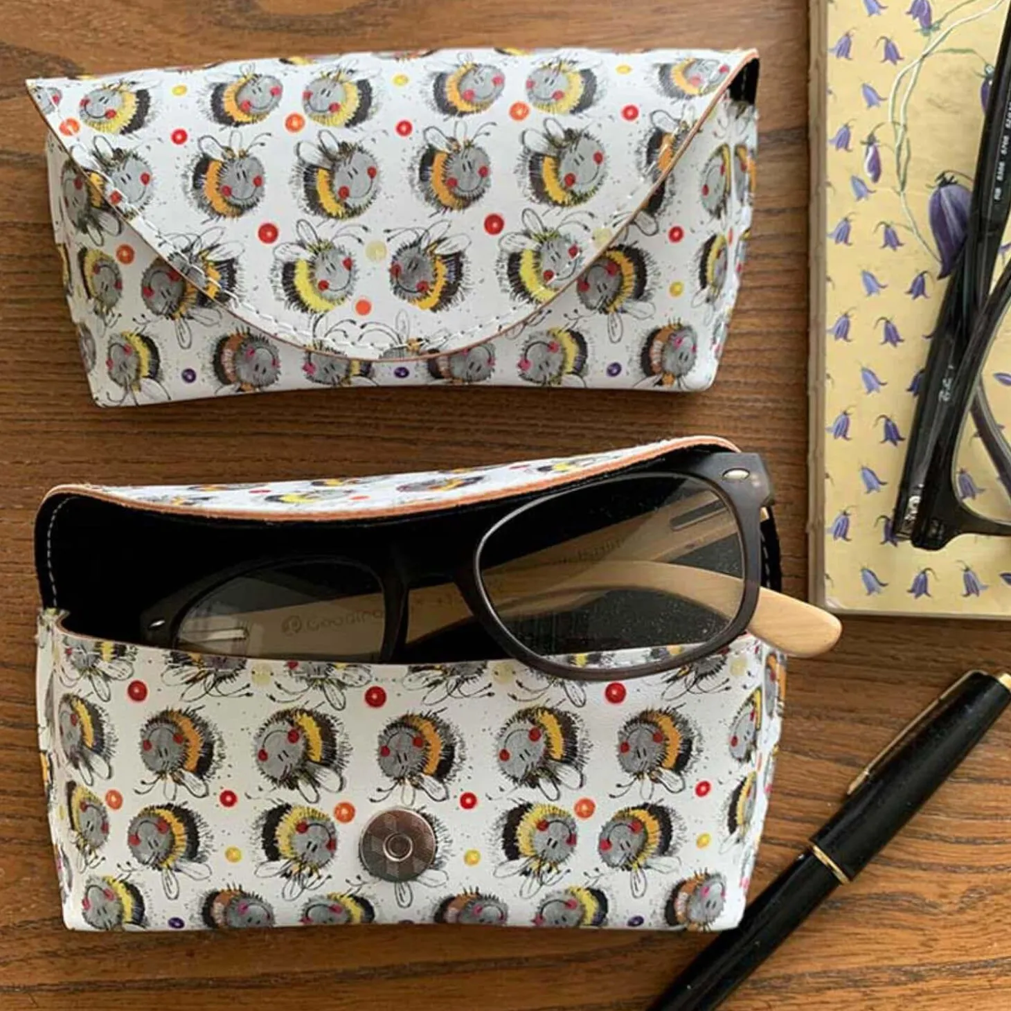 Alex Clark Spectacle Case - Bees