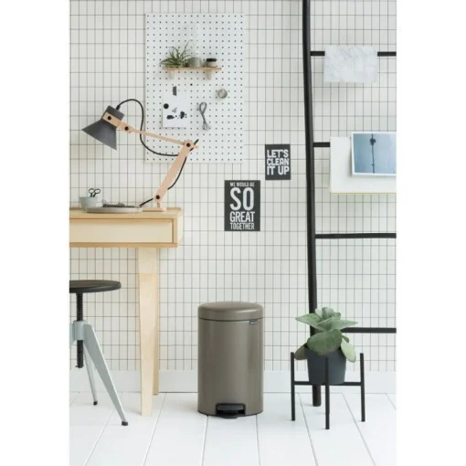 Brabantia NewIcon 12 Litre Pedal Bin - Platinum