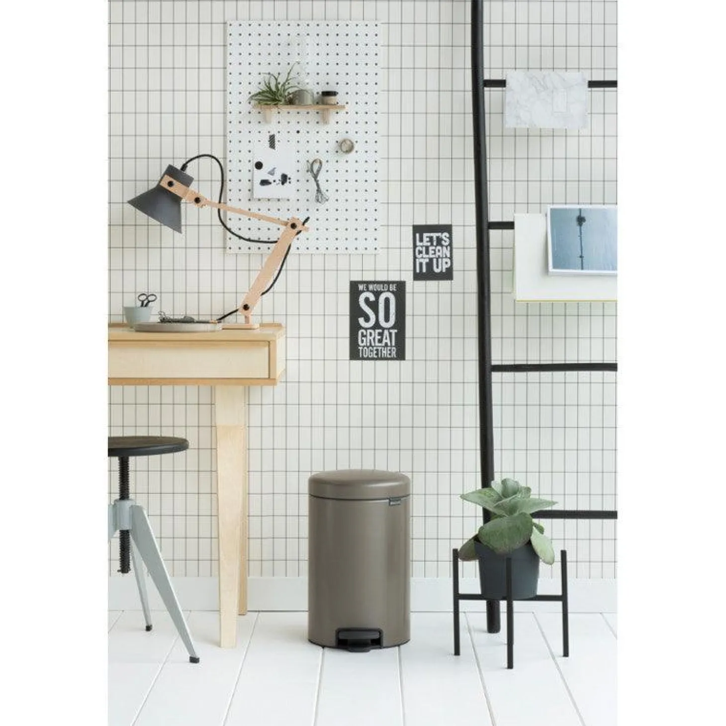 Brabantia NewIcon 12 Litre Pedal Bin - Platinum