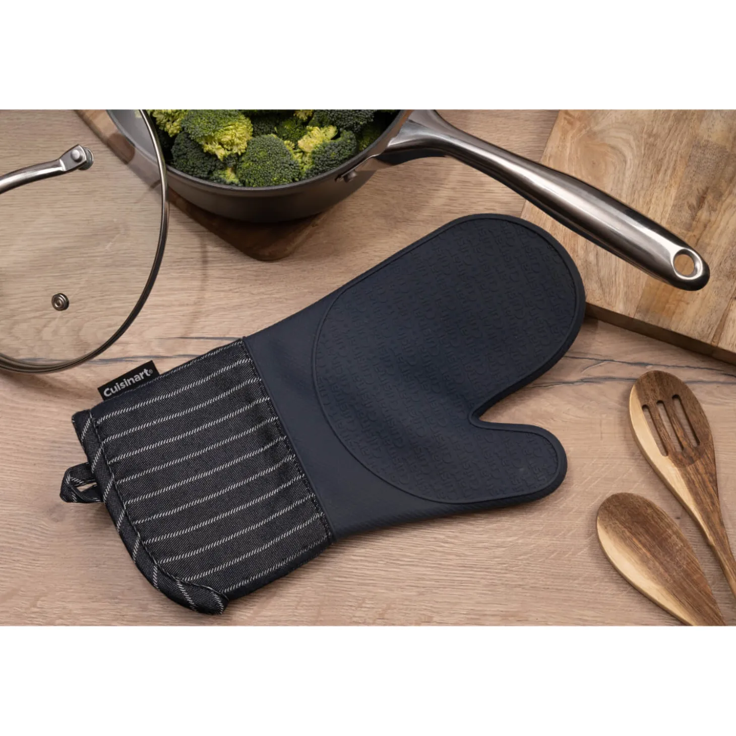 Cuisinart Silicone Oven Mitt - Denim Pinstripe