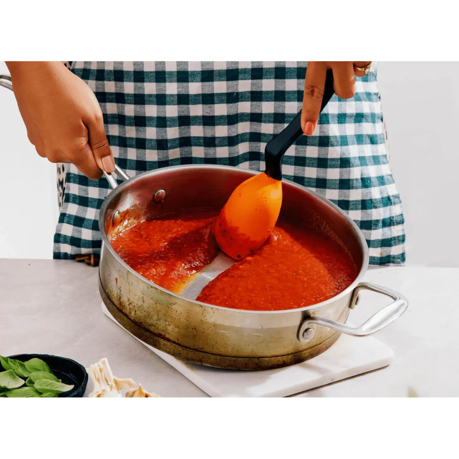 Dreamfarm Supoon Measuring & Scraping Spoon - Black