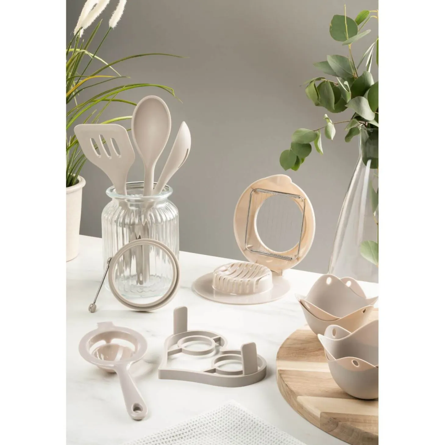 Fusion Twist Silicone Slotted Turner - Grey