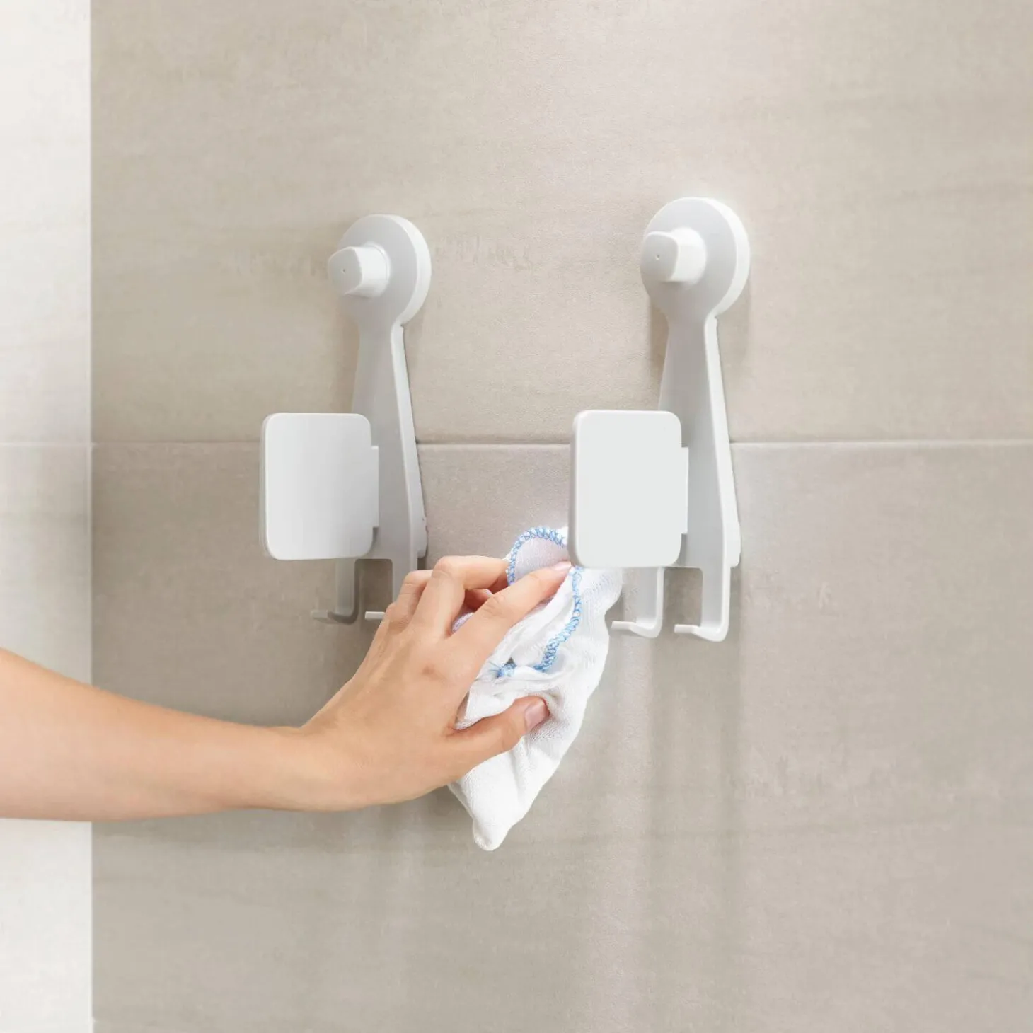 Joseph Joseph EasyStore Large Shower Shelf With Mirror