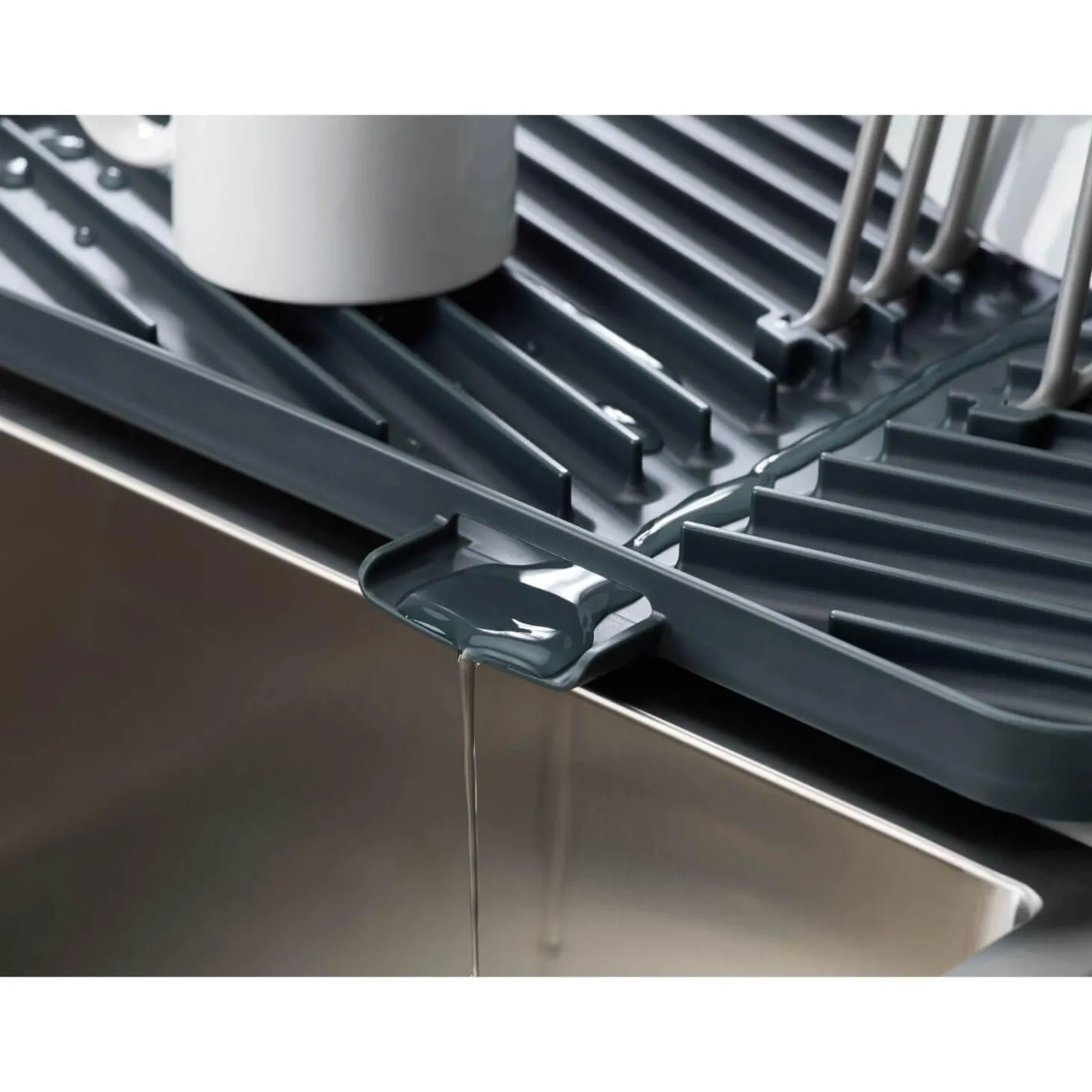 Joseph Joseph Flip Up Adjustable Draining Board - Grey