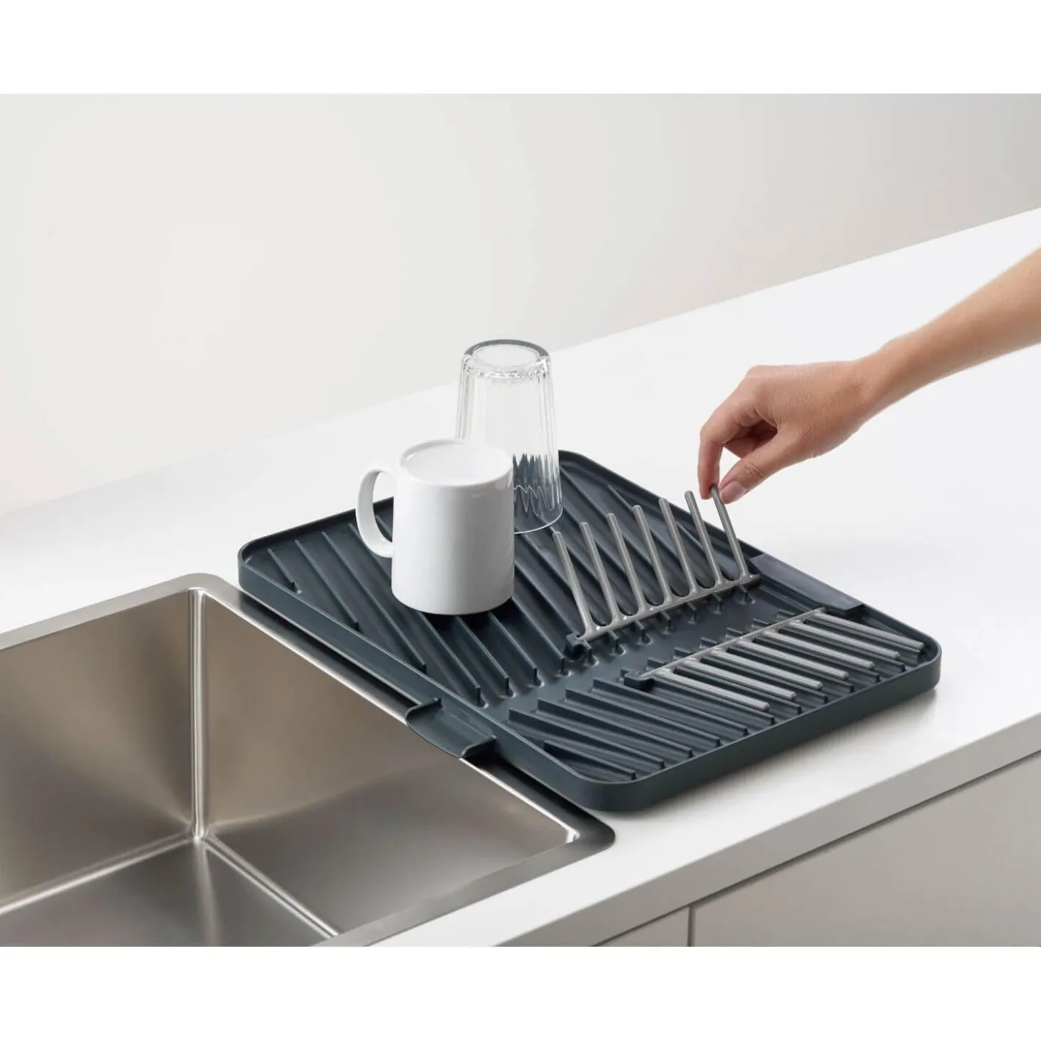 Joseph Joseph Flip Up Adjustable Draining Board - Grey