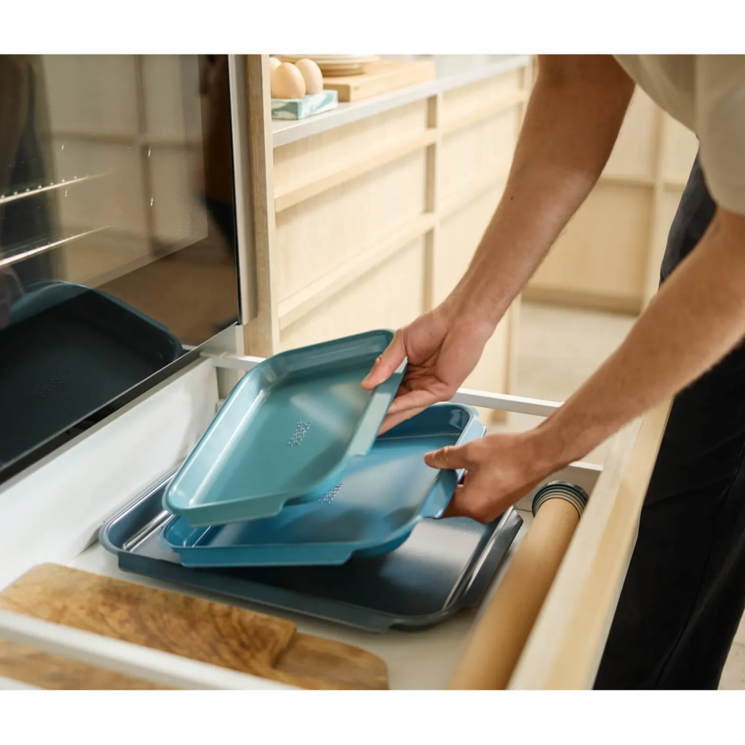 Joseph Joseph Nest™ Bake Oven Large Non-Stick Baking Tray - Blue