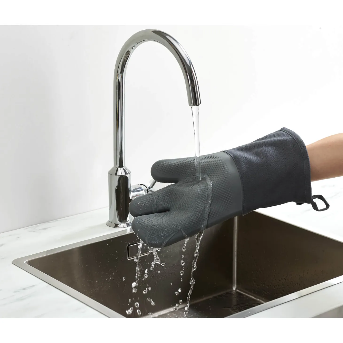 Joseph Joseph Pinch™ Easy-grip Set Of 2 Oven Gloves - Grey