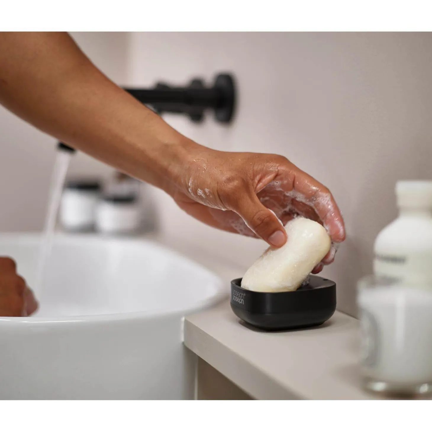 Joseph Joseph Slim Compact Soap Dish - Matt Black