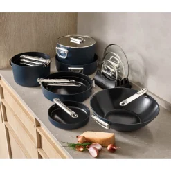 Joseph Joseph Space 28cm Non-Stick Folding Handle Saute Pan & Lid - Midnight Blue