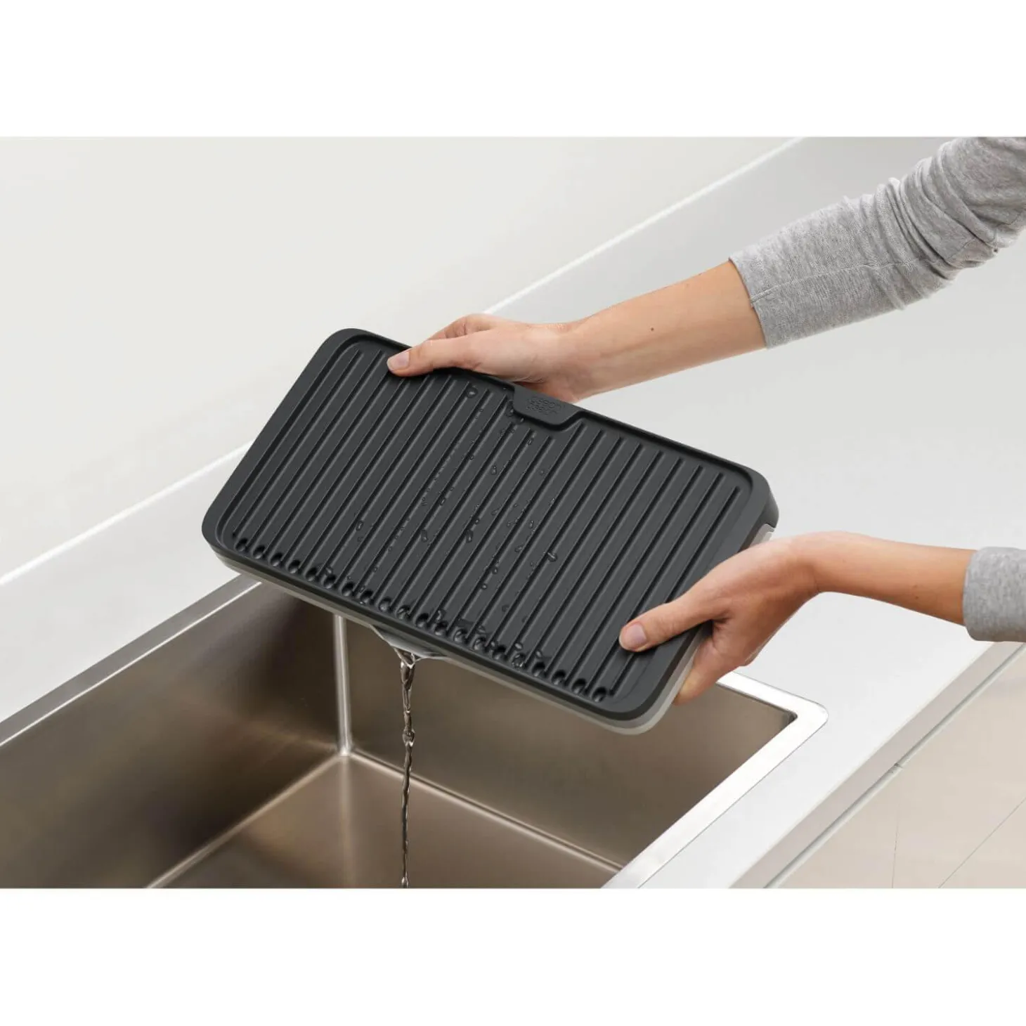 Joseph Joseph Tier Expandable Draining Mat - Grey