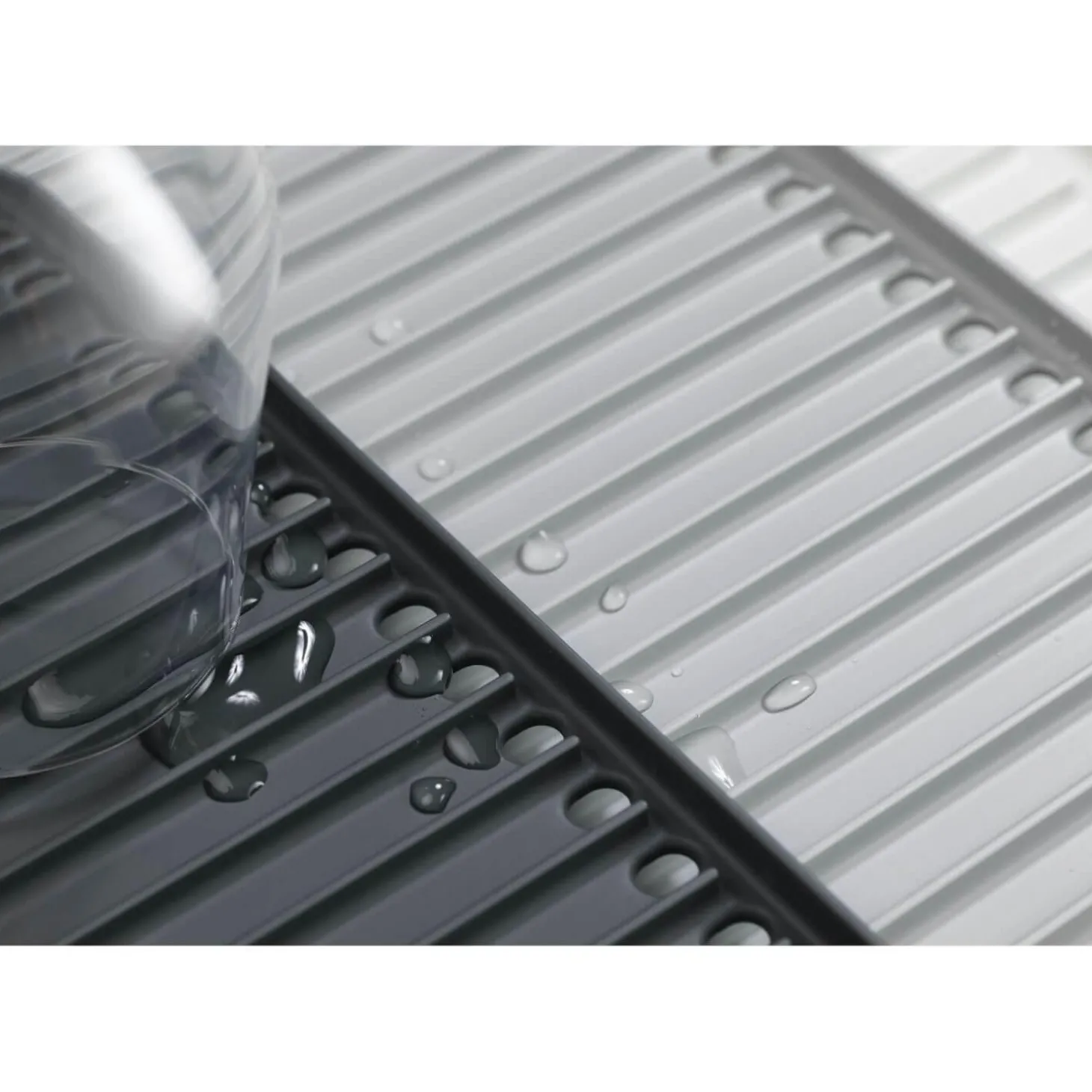 Joseph Joseph Tier Expandable Draining Mat - Grey