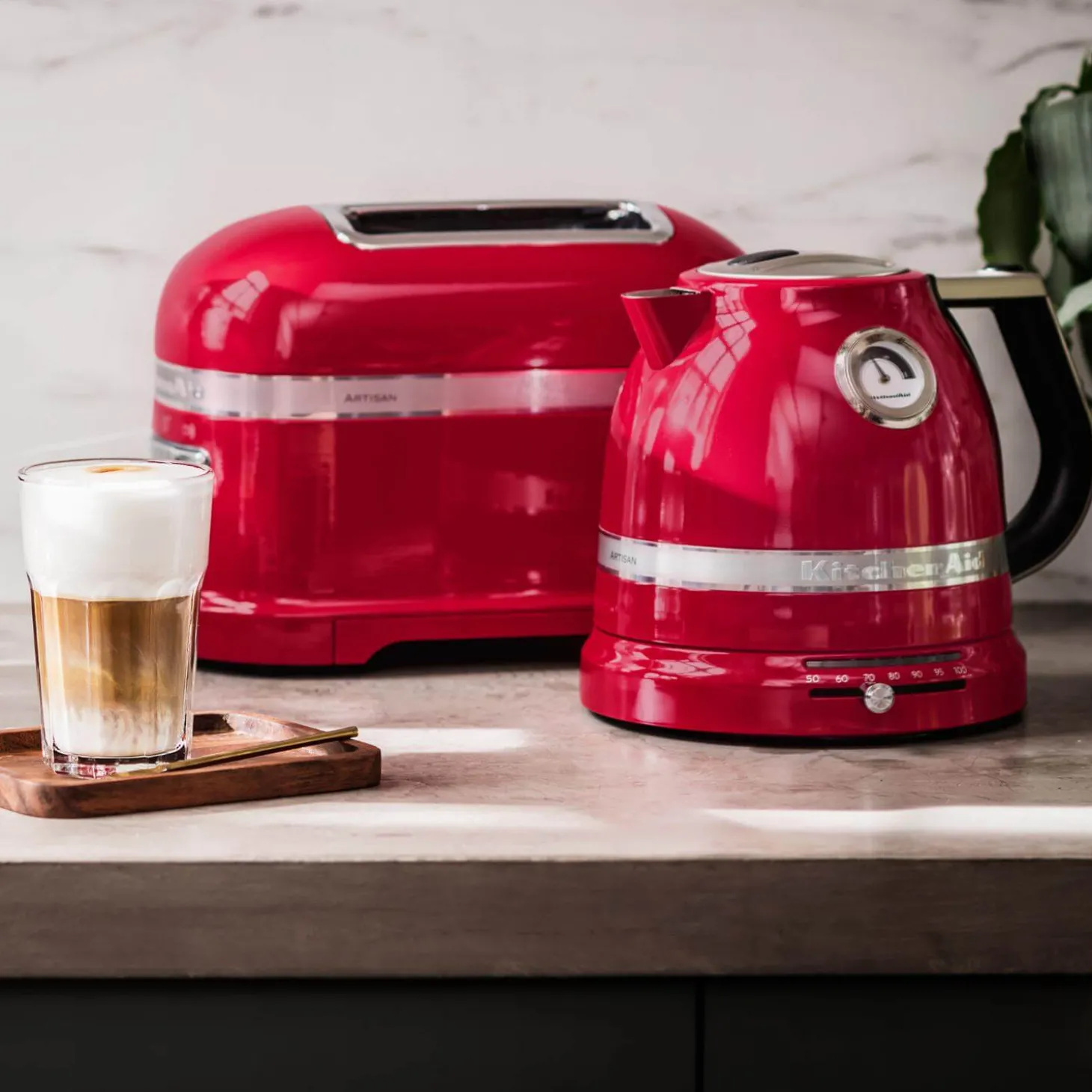 KitchenAid Artisan 5KMT2204BER 2 Slice Toaster - Empire Red