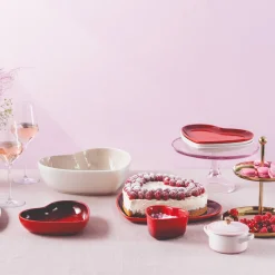 Le Creuset 32cm Heart Stoneware Serving Platter - Cerise