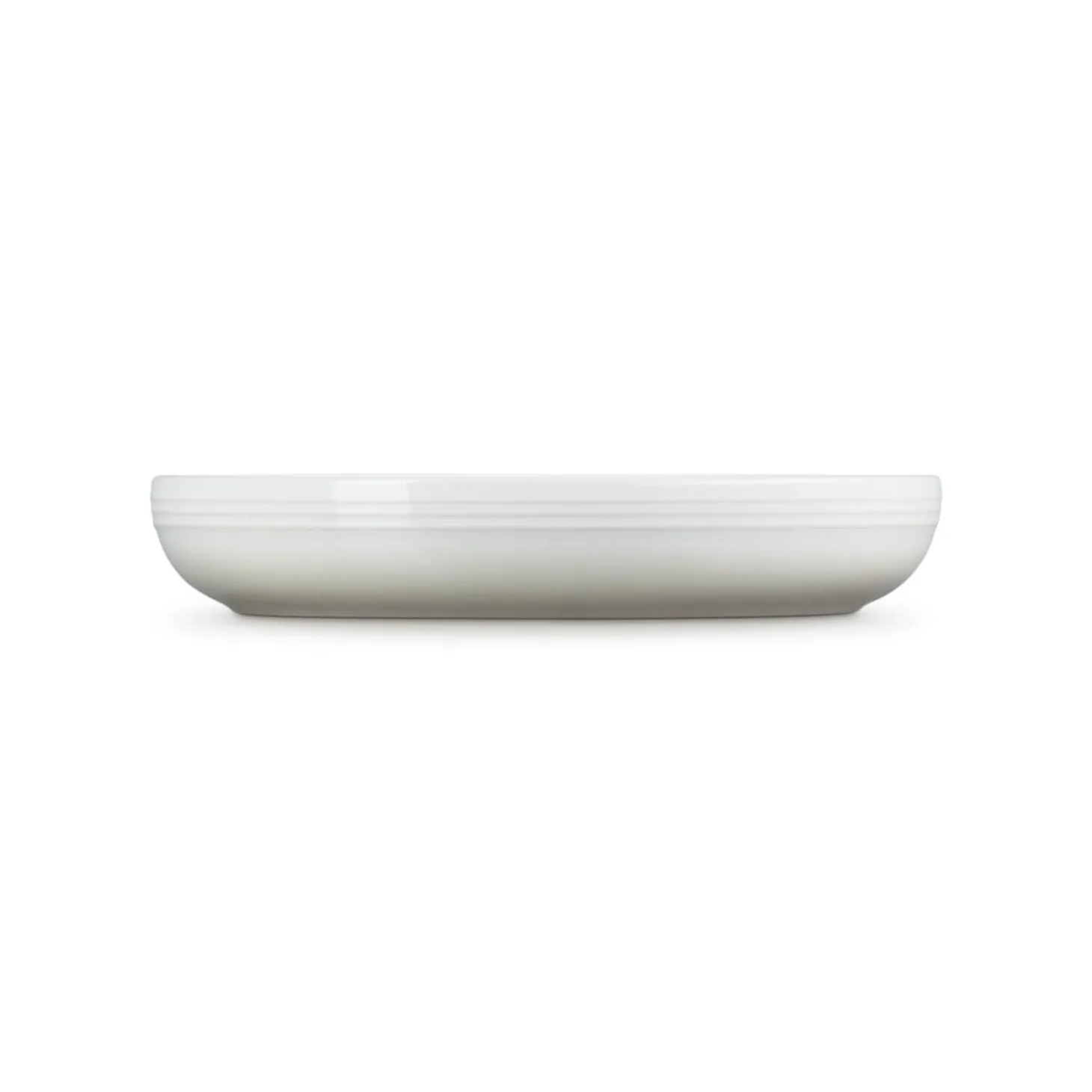 Le Creuset 22cm Stoneware Coupe Pasta Bowl - Meringue