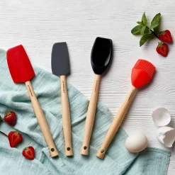 Le Creuset Craft Medium Silicone Spatula - Volcanic