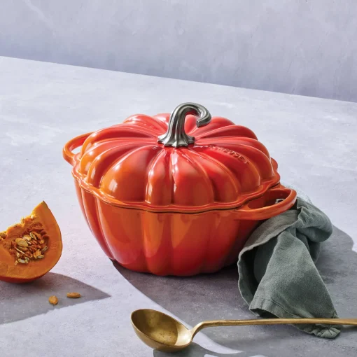 Le Creuset Halloween Cast Iron 24cm Pumpkin Casserole Dish - Volcanic