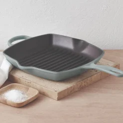 Le Creuset Signature Cast Iron 26cm Square Grillit - Sea Salt