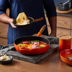 Le Creuset Signature Cast Iron 28cm Saute Pan - Volcanic