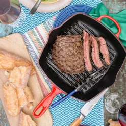 Le Creuset Signature Cast Iron 26cm Square Grillit - Cerise