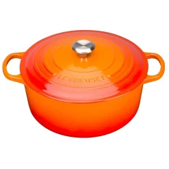 Le Creuset Signature Cast Iron 28cm Round Casserole - Volcanic