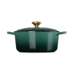 Le Creuset Signature  Cast Iron 24cm Christmas Noel Casserole - Artichaut