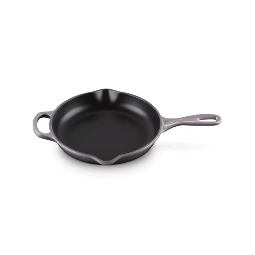 Le Creuset Signature Cast Iron 23cm Round Skillet - Flint