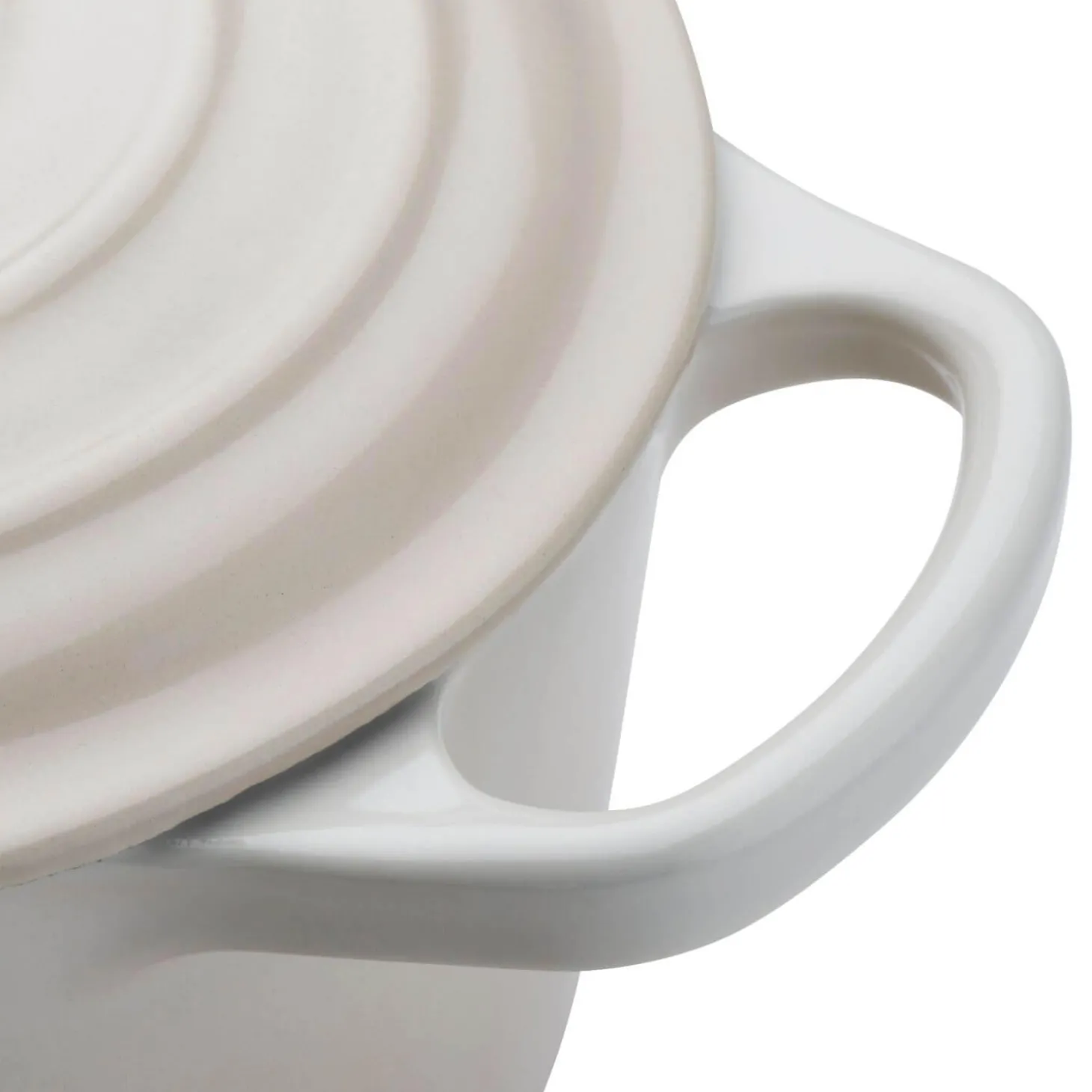 Le Creuset Signature Cast Iron 27cm Oval Casserole - Meringue