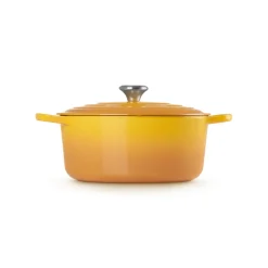 Le Creuset Signature Cast Iron 28cm Round Casserole - Nectar