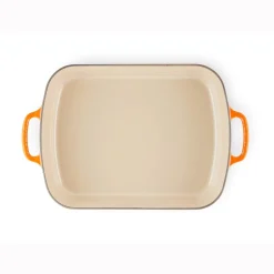 Le Creuset Signature 37cm Cast Iron Roaster - Volcanic