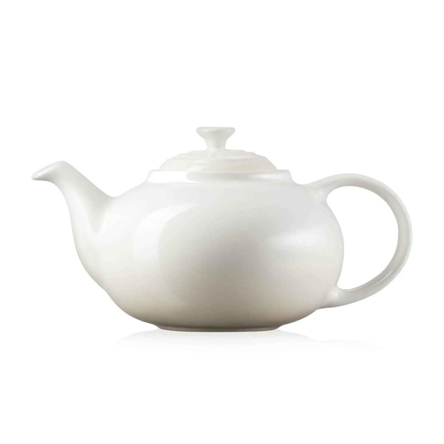 Le Creuset Stoneware Classic Teapot - Meringue