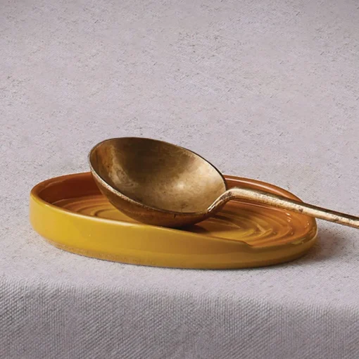 Le Creuset Stoneware Oval Spoon Rest - Nectar