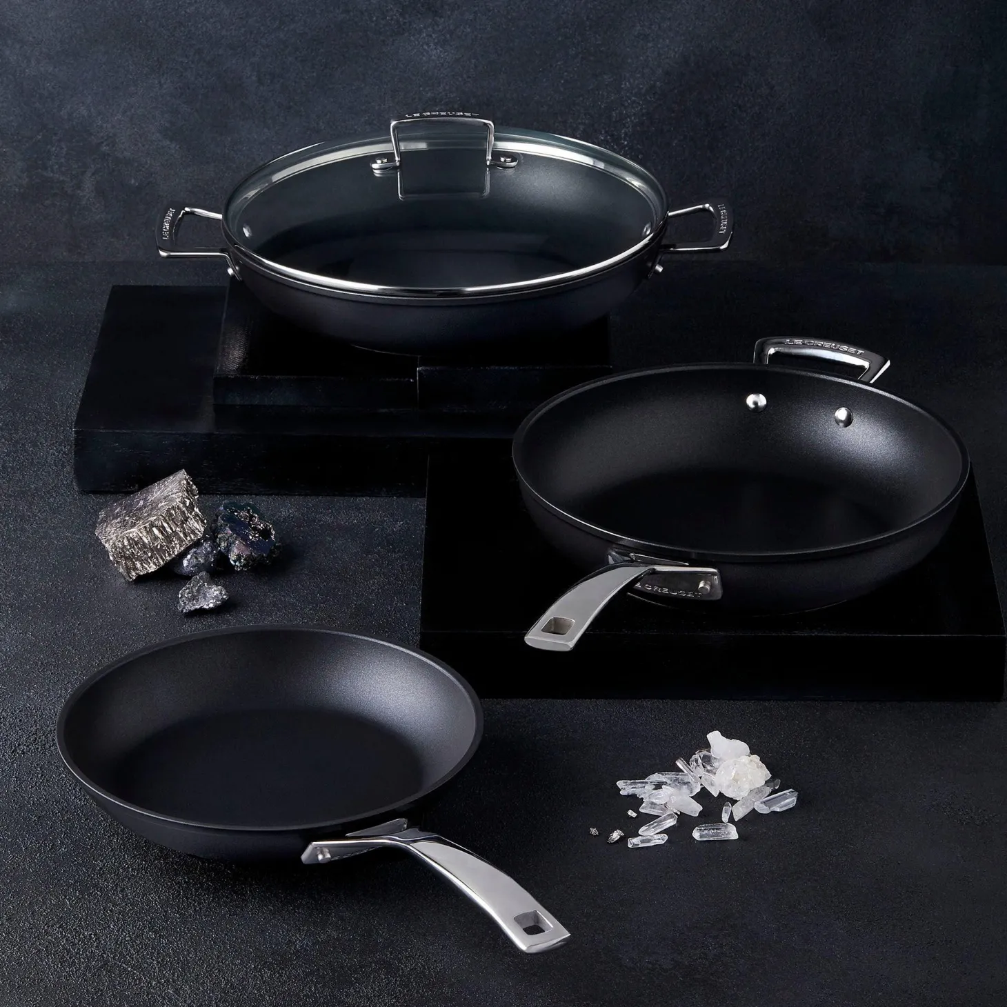 Le Creuset Toughened Non-Stick Deep Frying Pan With Helper Handle - 30cm