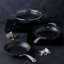 Le Creuset Toughened Non-Stick Shallow Casserole - 24cm