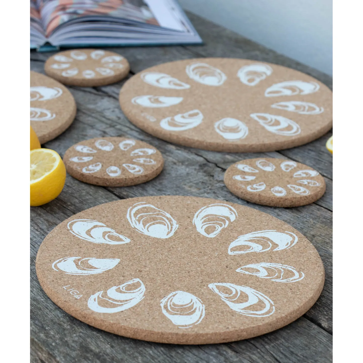 Liga Round Cork Placemat - Oyster - White