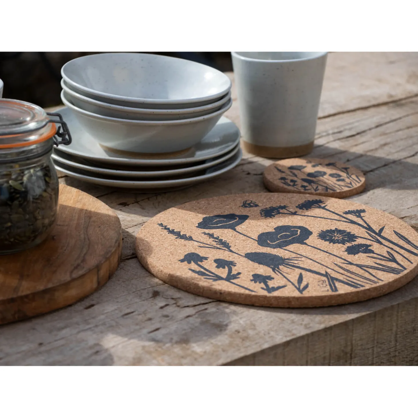 Liga Round Cork Placemat - Wildflower - Grey