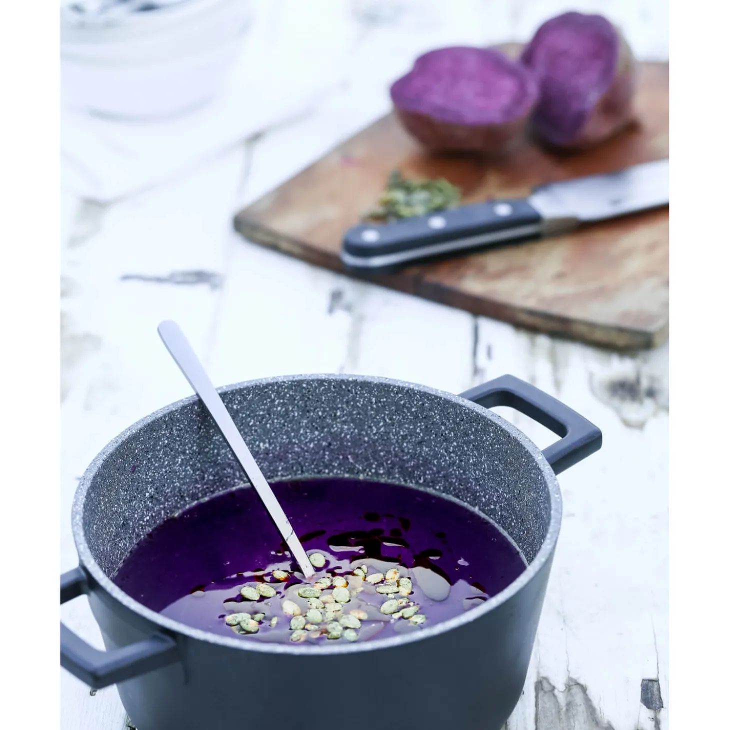 Masterclass Cast Aluminium 20cm Lightweight Round Casserole Dish - Black