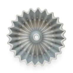 Nordic Ware Brilliance 10-Cup Bundt Pan - Gold
