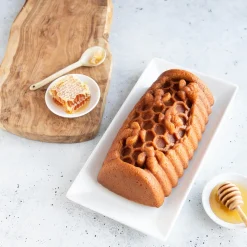 Nordic Ware 6-Cup Honey Hive Loaf Pan - Toffee