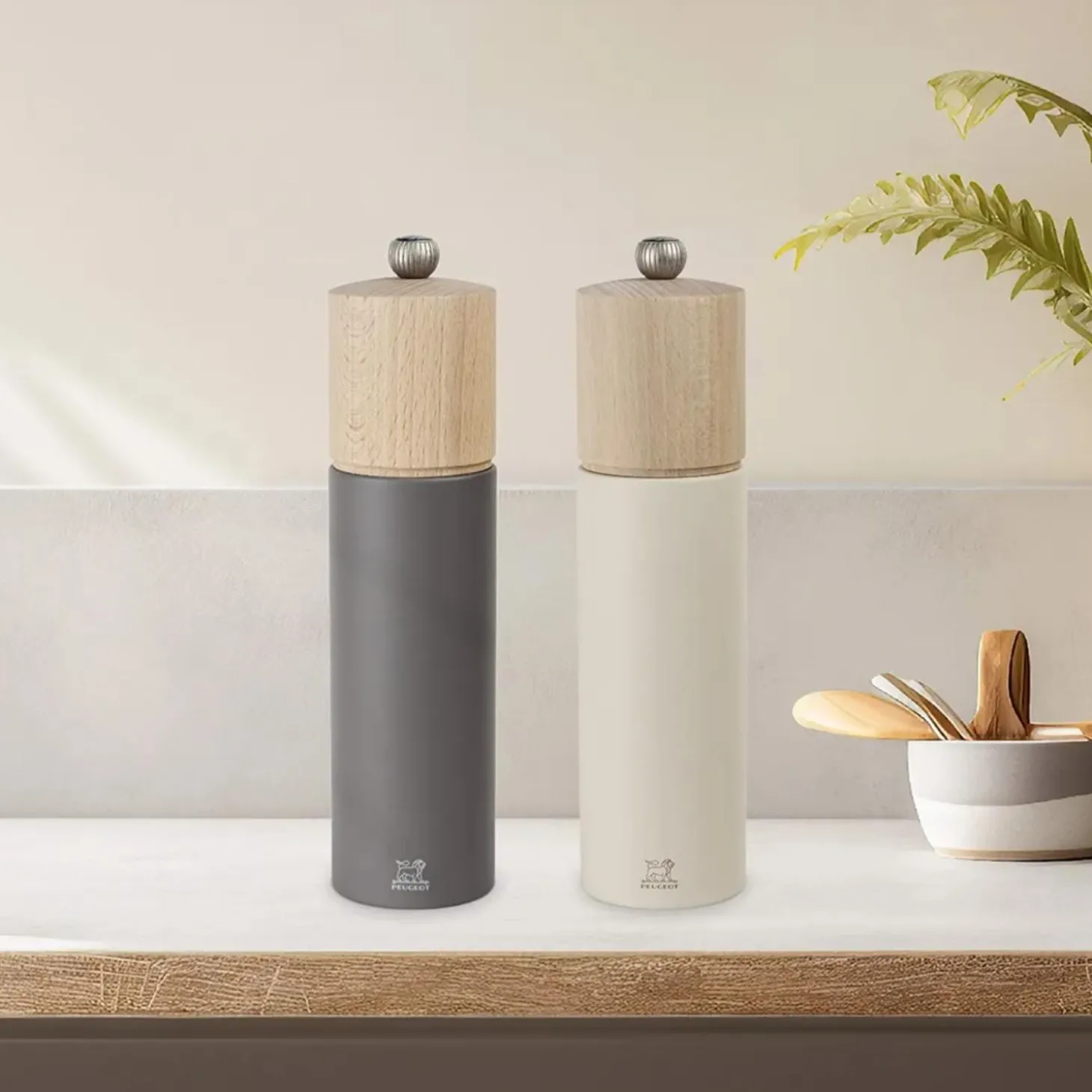 Peugeot Boreal 21cm Beech Pepper Mill - Rock Grey