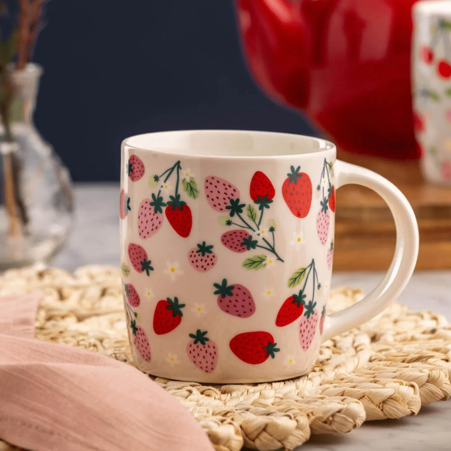 Price & Kensington 340ml Fine China Mug - Strawberries