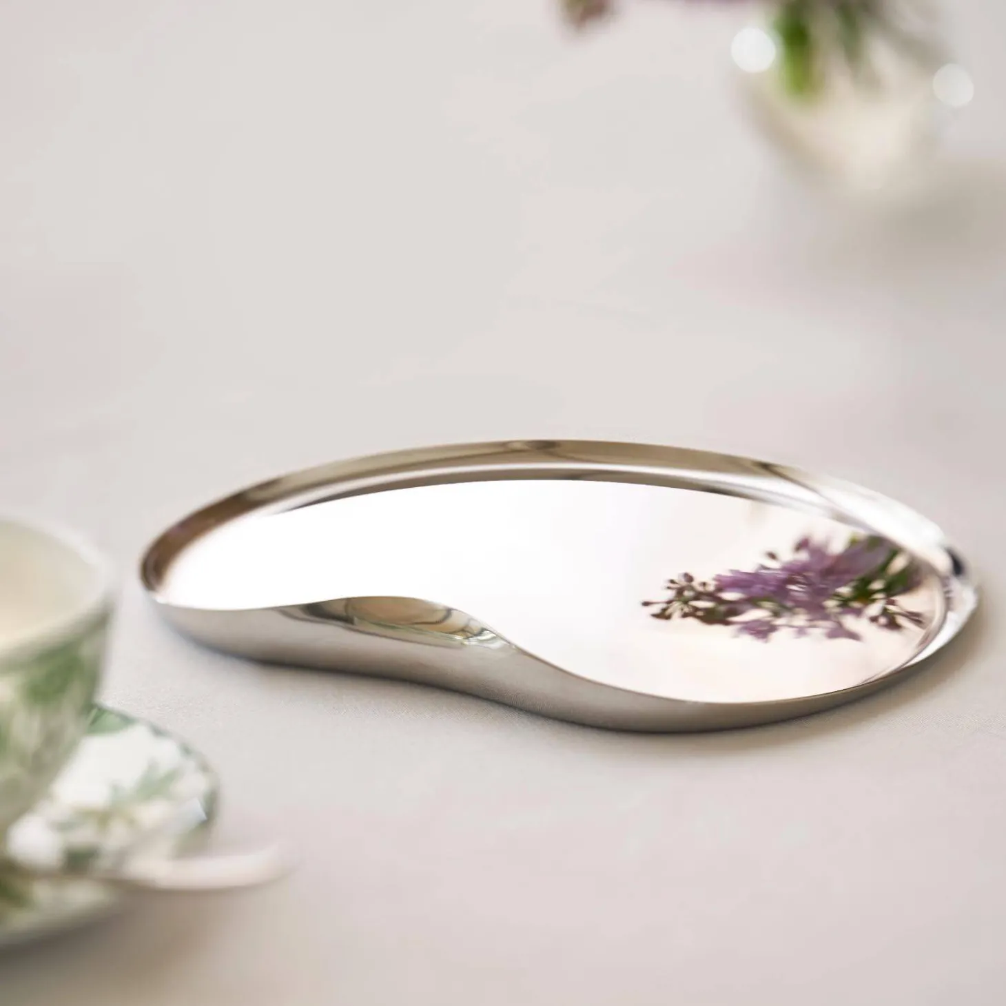 Robert Welch Drift 18|10 Mirror Polished Stainless Steel 20cm Serving Tray