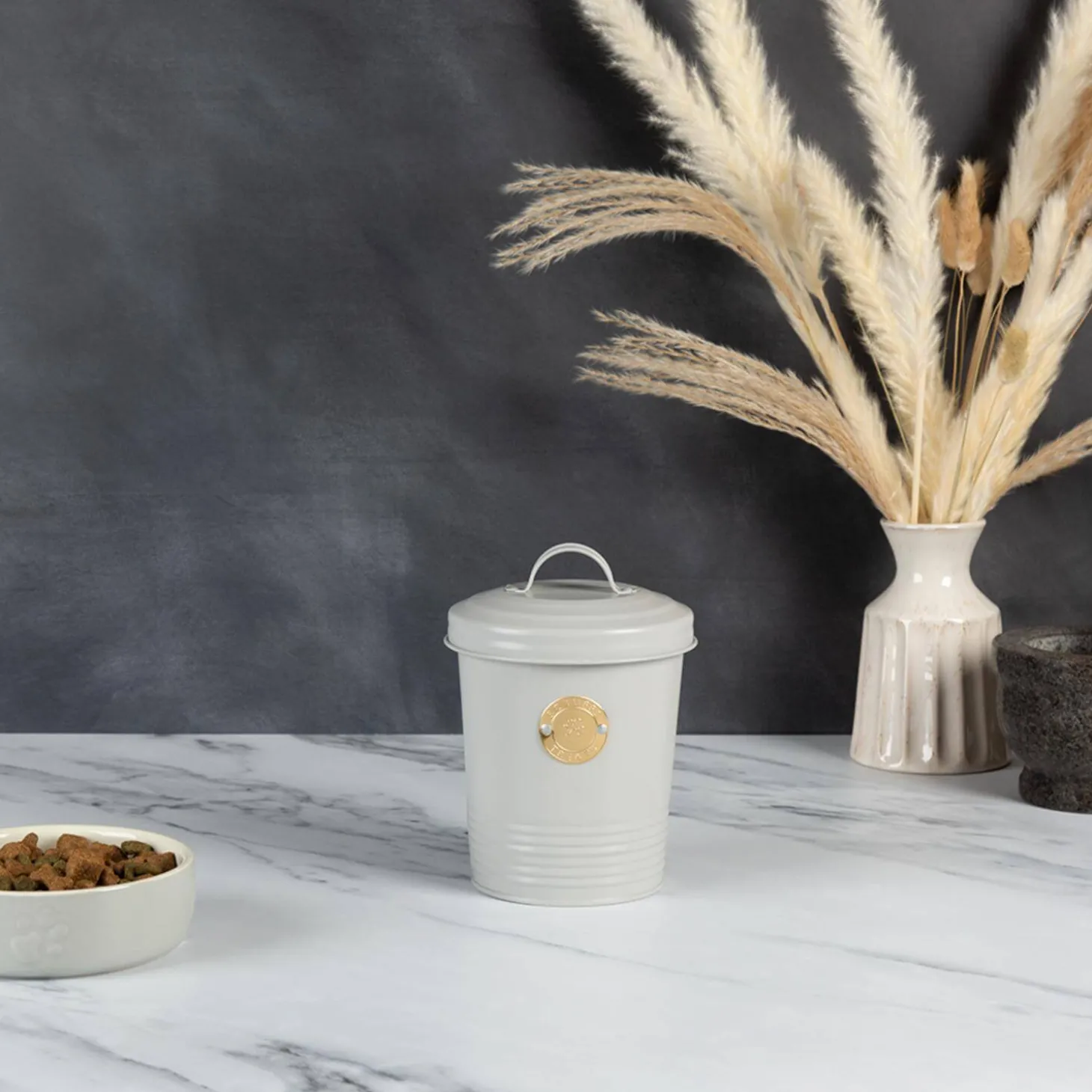 Scruffs 2 Litre Steel Pet Food Storage Cantina with Lid - Light Grey