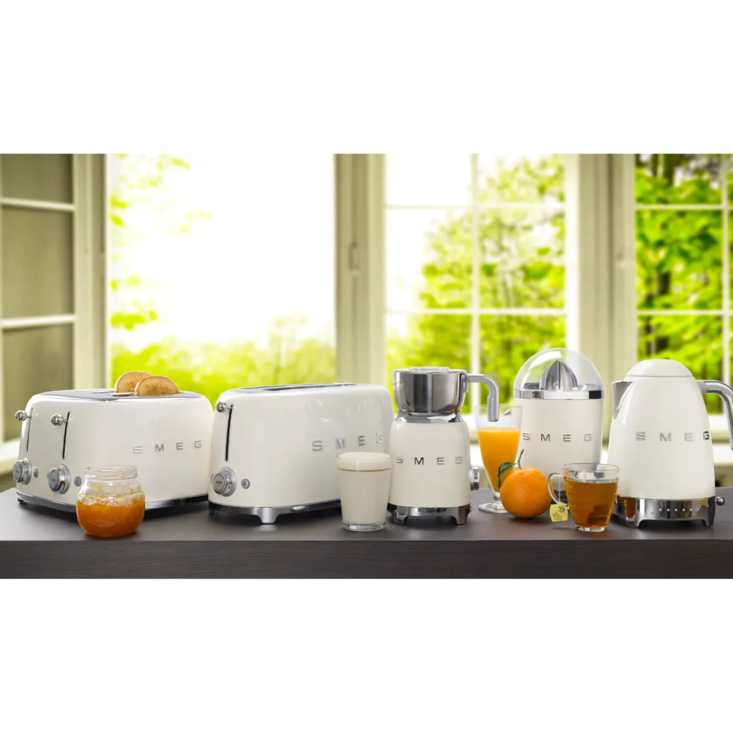Smeg Jug Kettle & 2 Slice Toaster Set - Cream