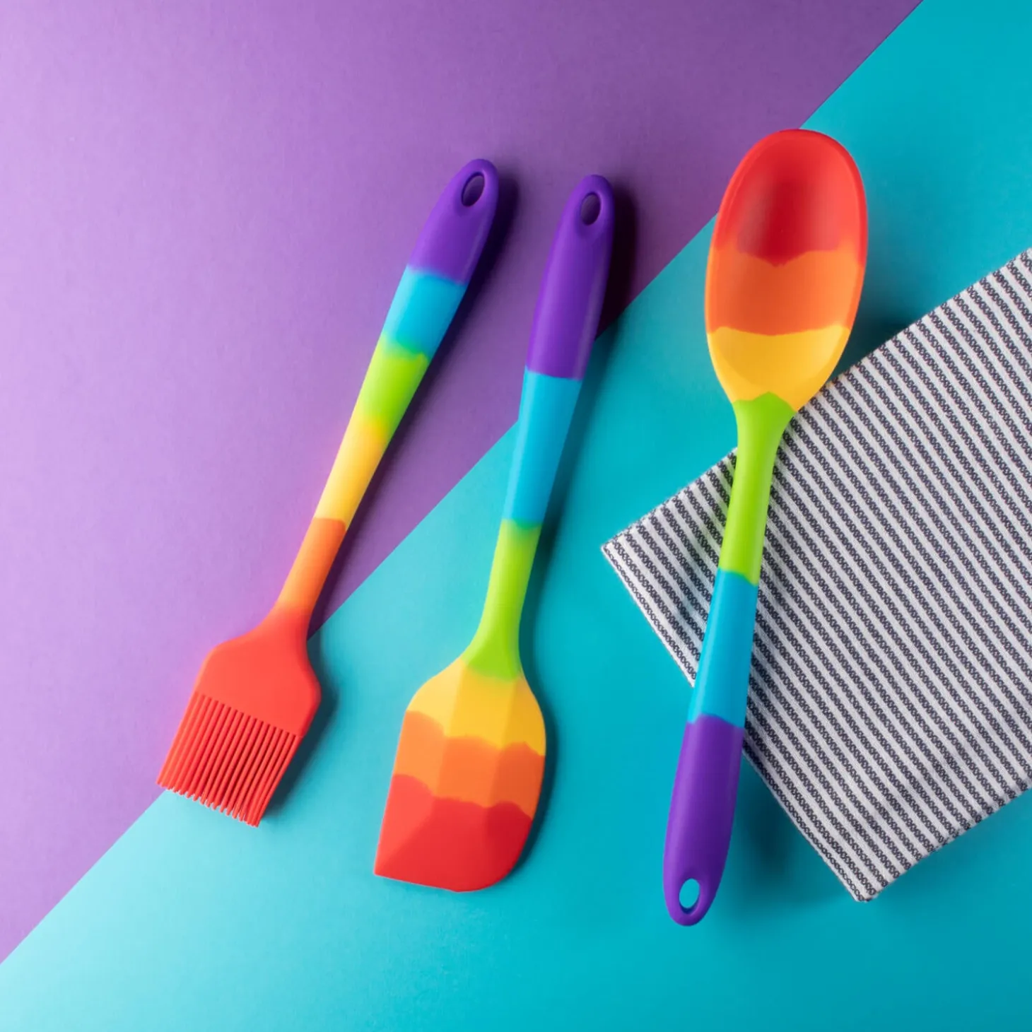 Taylor's Eye Witness Silicone Wide Slotted Turner - Rainbow