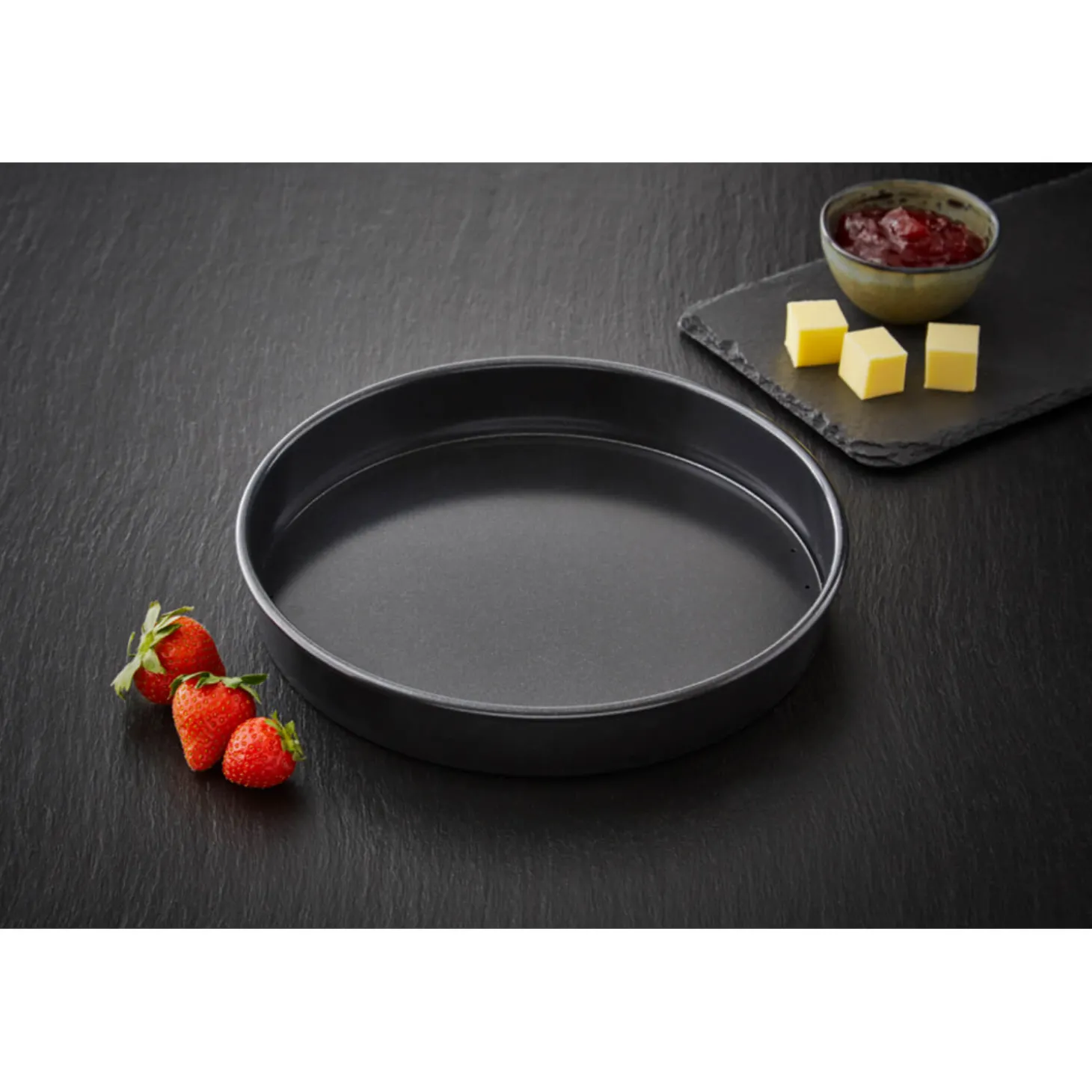 Tower Precision Plus Carbon Steel 23cm Round Non-Stick Loose Base Sandwich Tin - Black
