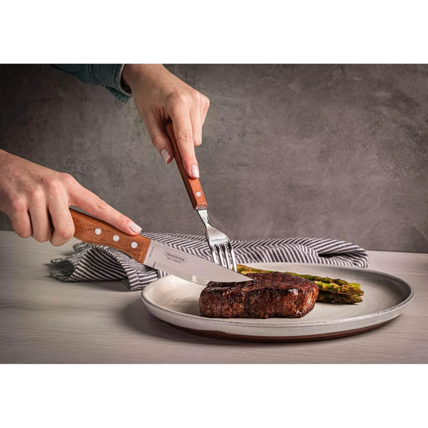 Tramontina Churrasco 4-Piece Jumbo Steak Knife Set