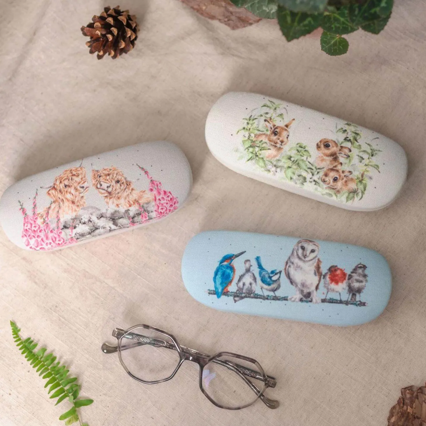 Wrendale Designs by Hannah Dale Glasses Case - Pottering About - Bird