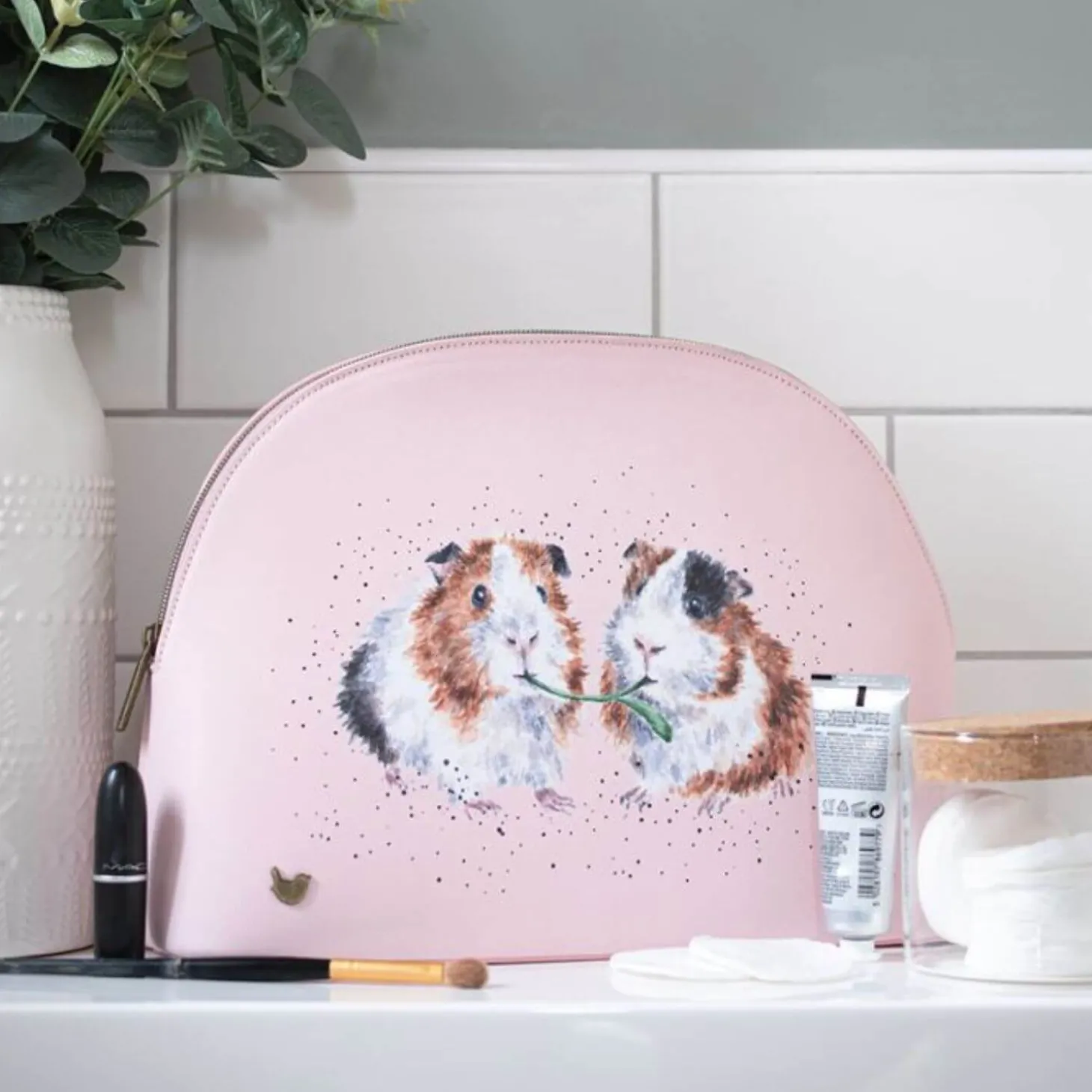 Wrendale Designs Large Cosmetic Bag - Lettuce be Friends