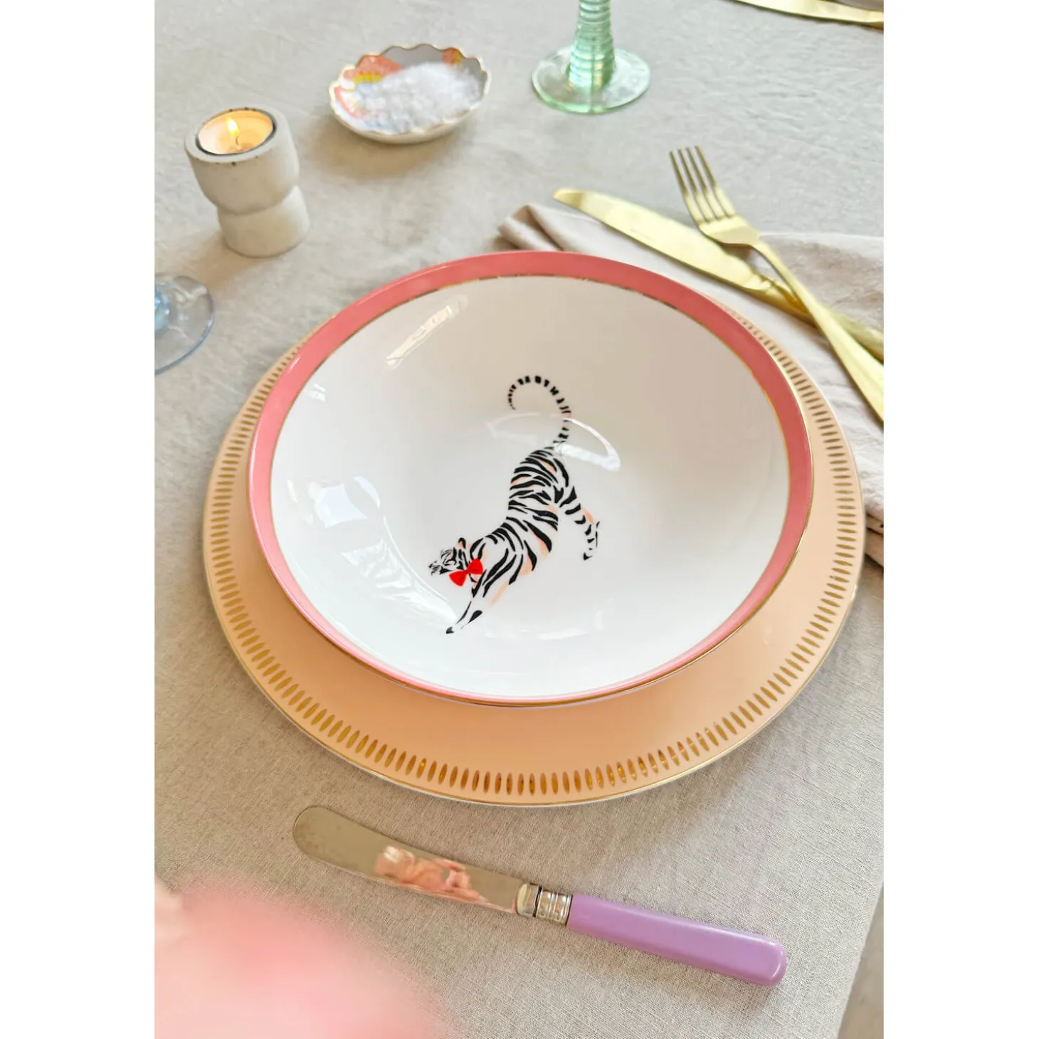 Yvonne Ellen 4-Piece Fine China Pasta Bowls - Animal
